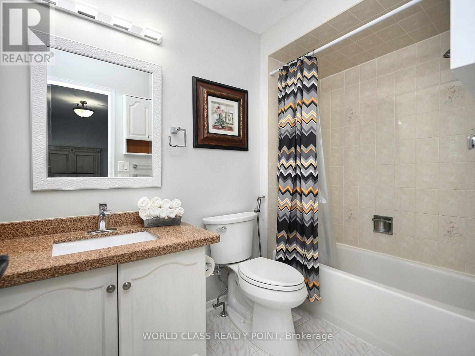 6136 Ford Road, Mississauga, Ontario  L5V 1X1 - Photo 5 - W12438867