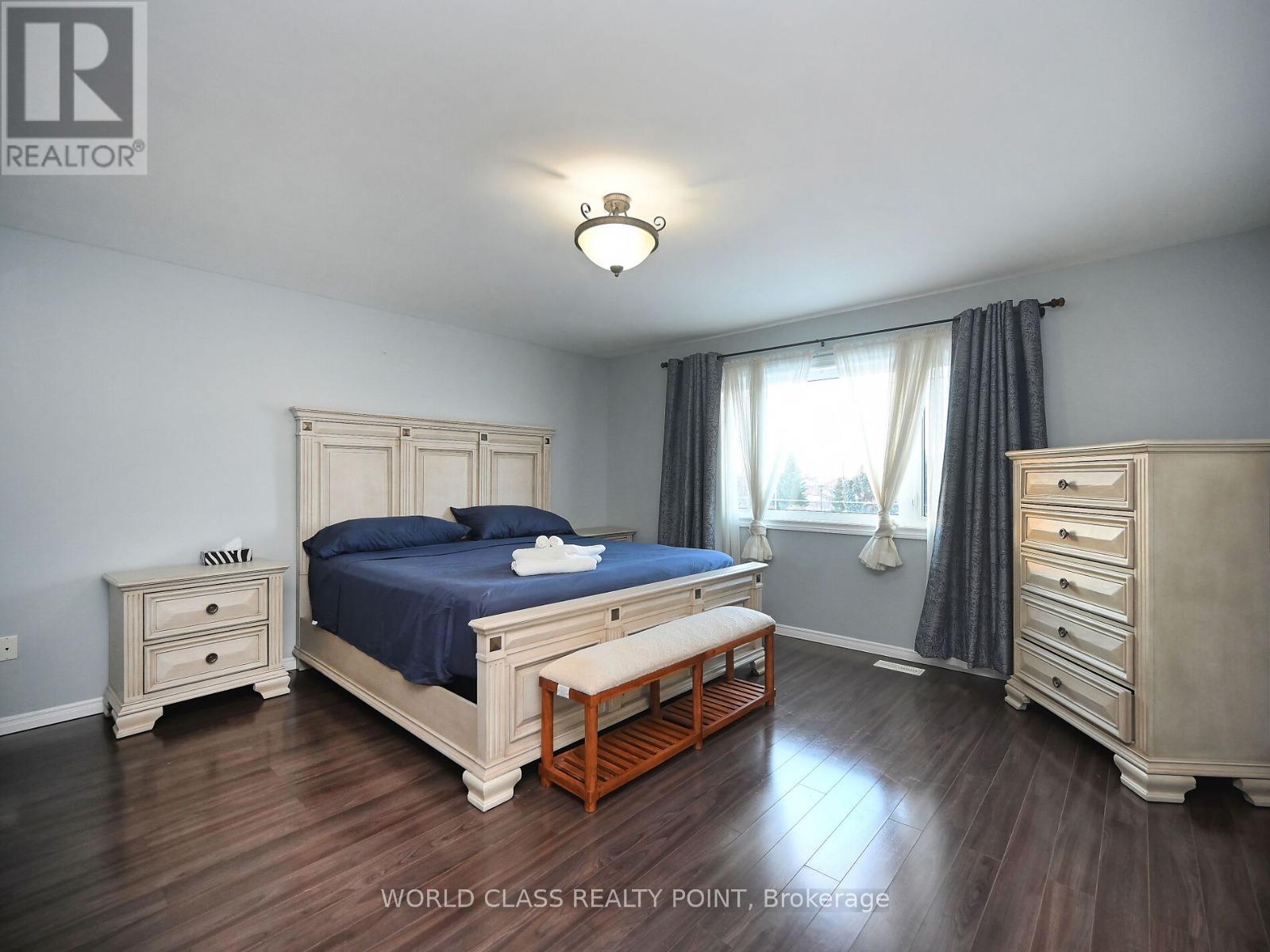 6136 Ford Road, Mississauga, Ontario  L5V 1X1 - Photo 7 - W12438867