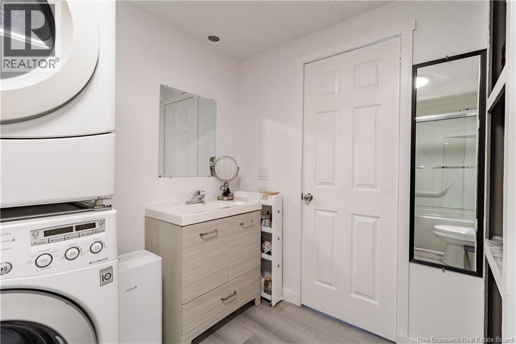 296 Magnolia Lane, Fredericton, New Brunswick  E3B 7P4 - Photo 24 - NB127547