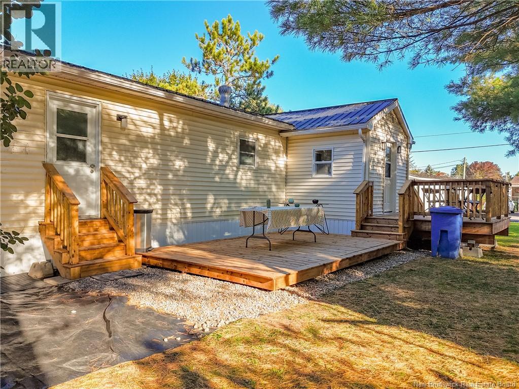296 Magnolia Lane, Fredericton, New Brunswick  E3B 7P4 - Photo 35 - NB127547