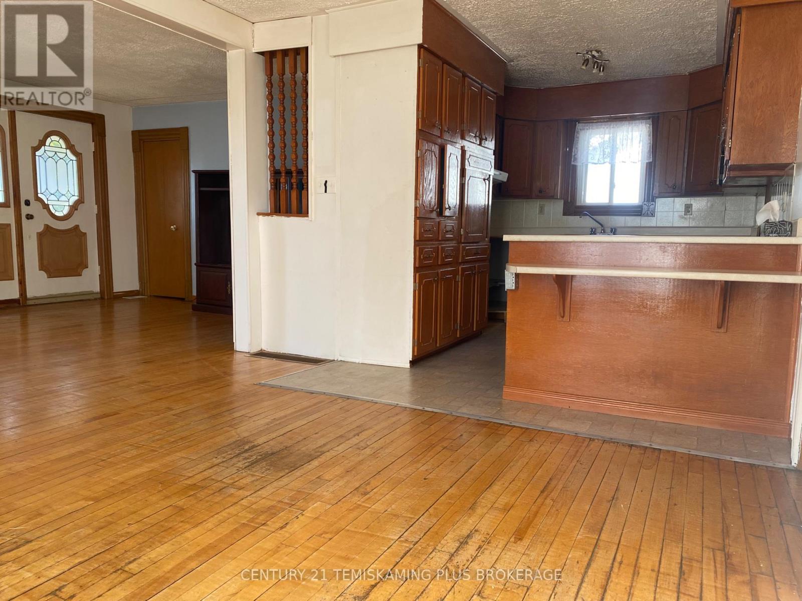 209 Katherine Street, Temiskaming Shores, Ontario  P0J 1P0 - Photo 17 - T12285396