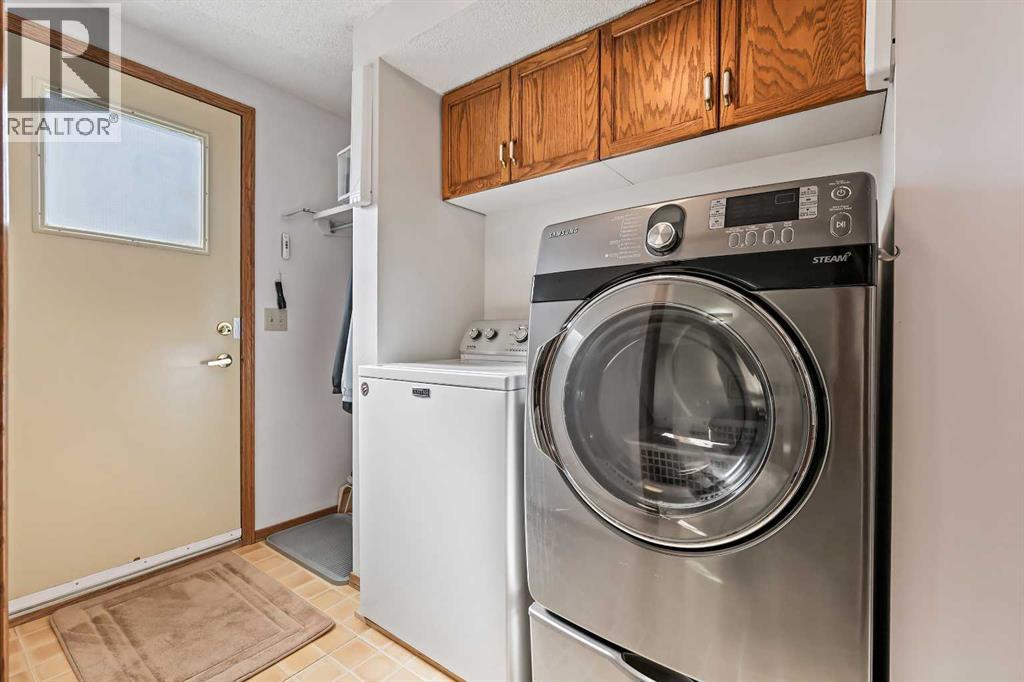 39 Millside Road Sw, Calgary, Alberta  T2Y 2P9 - Photo 19 - A2259689