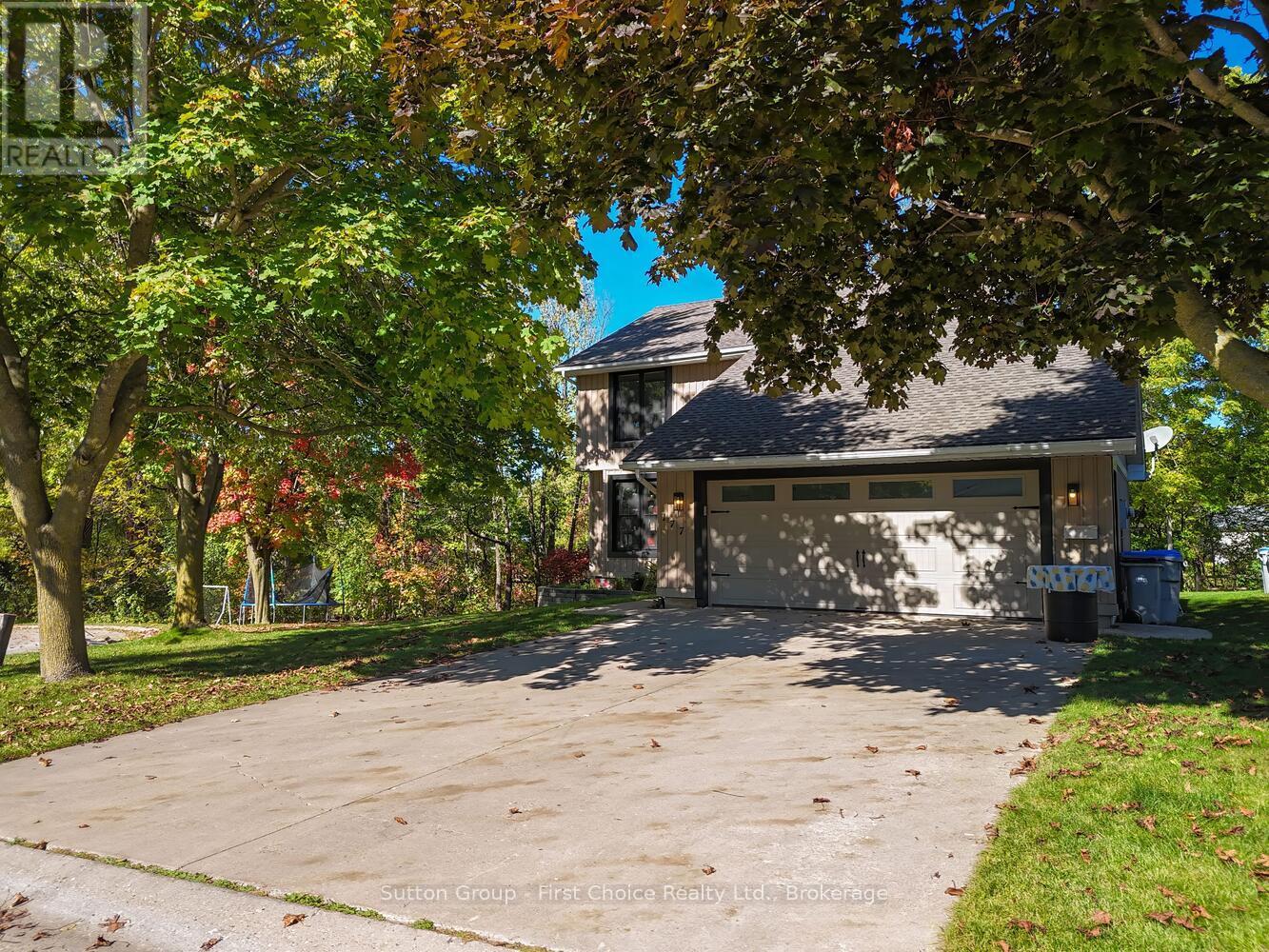 177 Toronto Street, West Perth, Ontario  N0K 1N0 - Photo 3 - X12438934