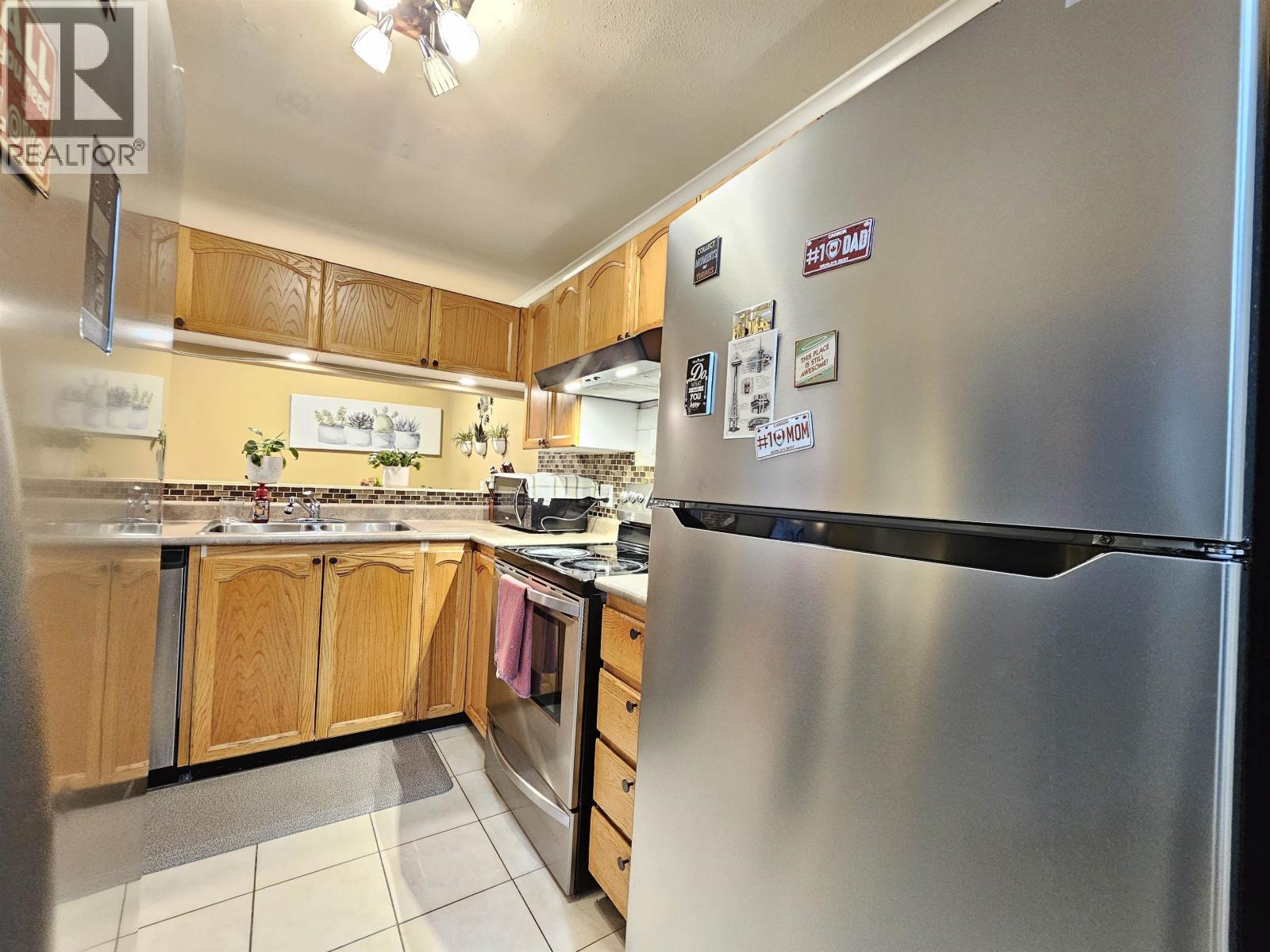 201 1167 Pipeline Road, Coquitlam, British Columbia  V3B 4R9 - Photo 6 - R3053663