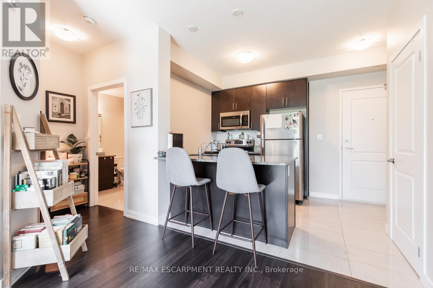 116 - 125 Shoreview Place, Hamilton, Ontario  L8E 0K3 - Photo 5 - X12438857