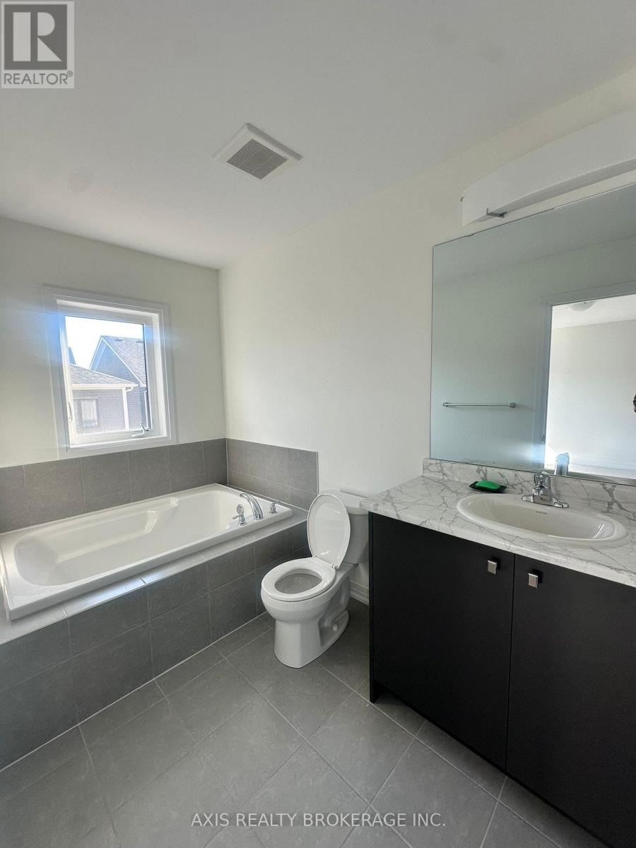 61 Brighton Lane, Thorold, Ontario  L2V 0N8 - Photo 14 - X12438860