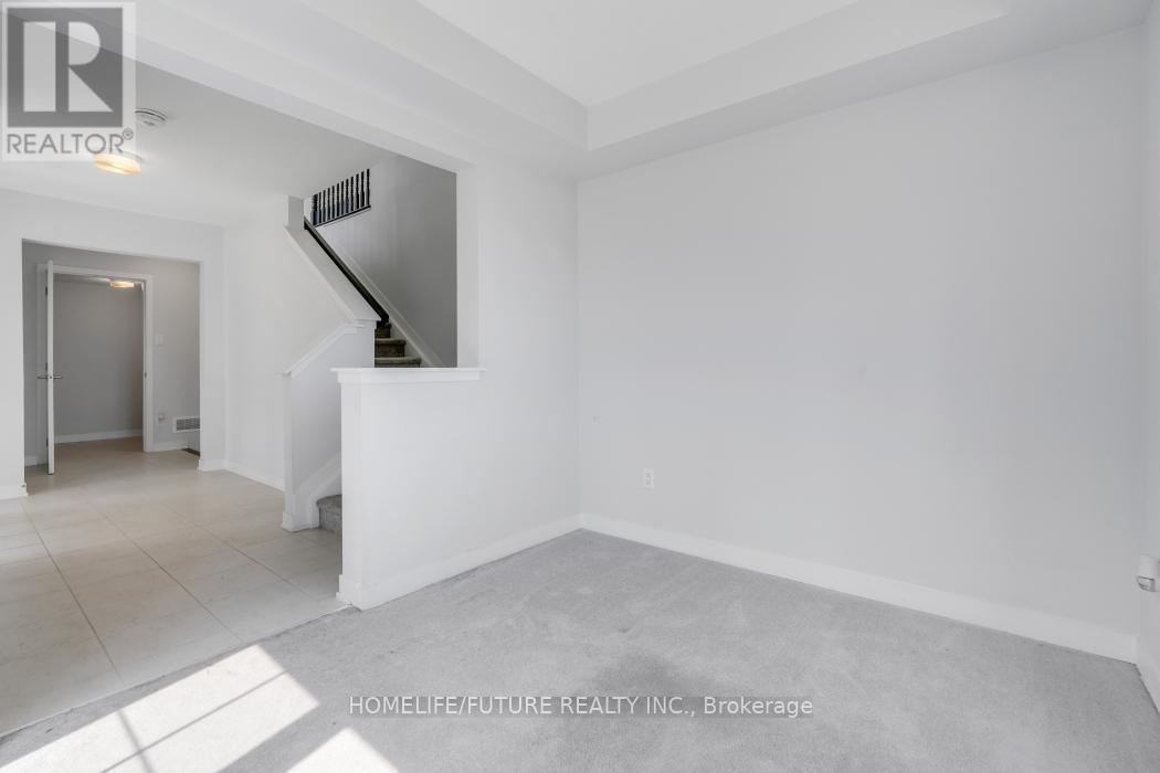 651 Cygnus Street, Ottawa, Ontario  K2J 7B2 - Photo 12 - X12438863