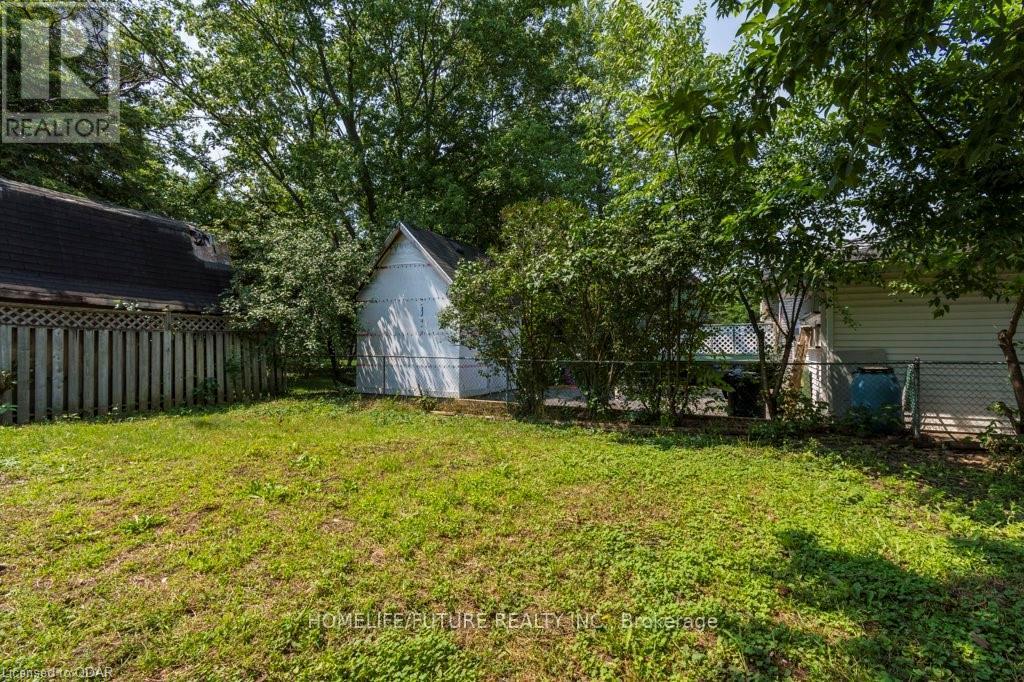 80 Poplar Street, Belleville, Ontario  K8P 4J4 - Photo 18 - X12438864
