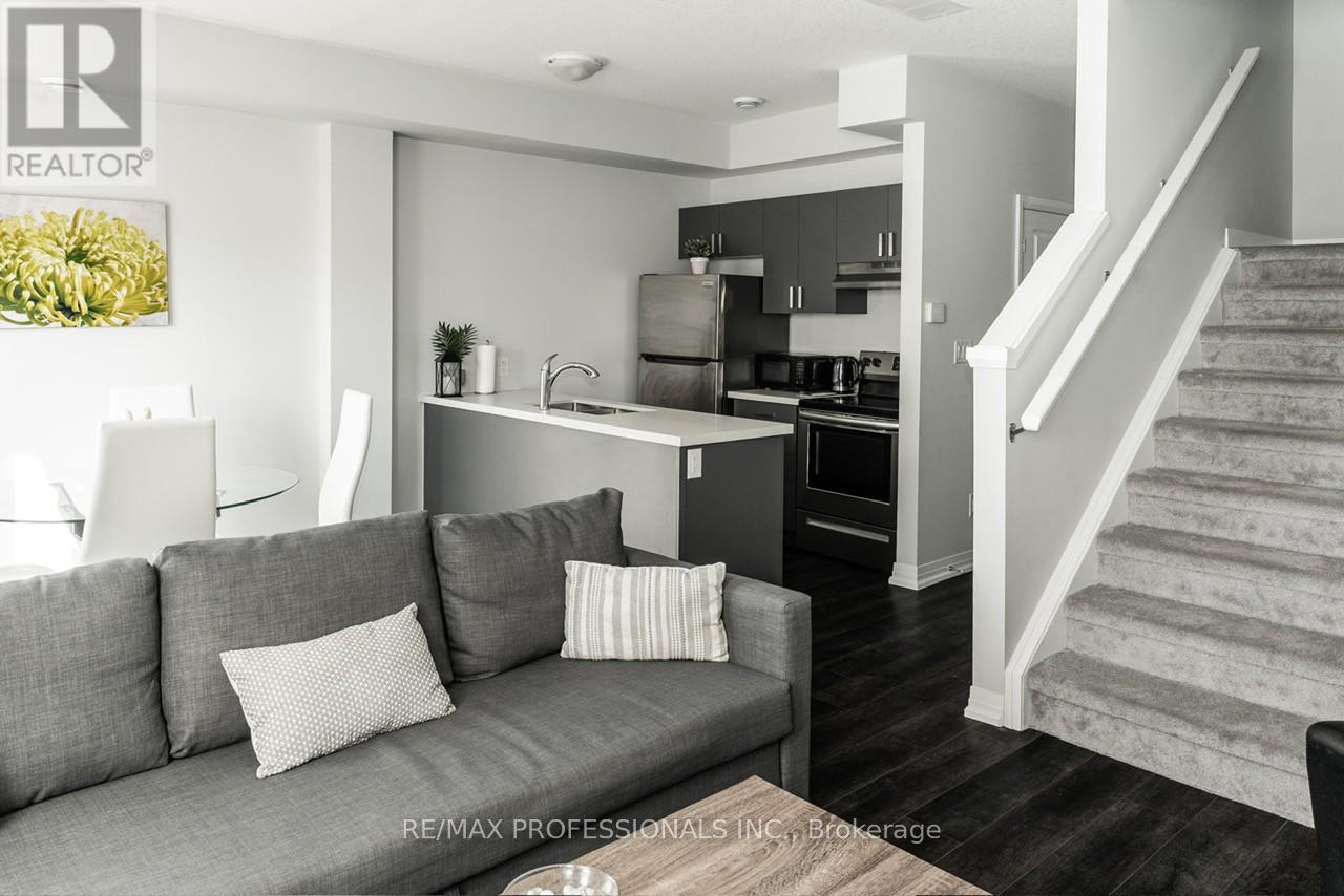 63 - 6705 Cropp Street, Niagara Falls, Ontario  L2E 5J8 - Photo 4 - X12438868