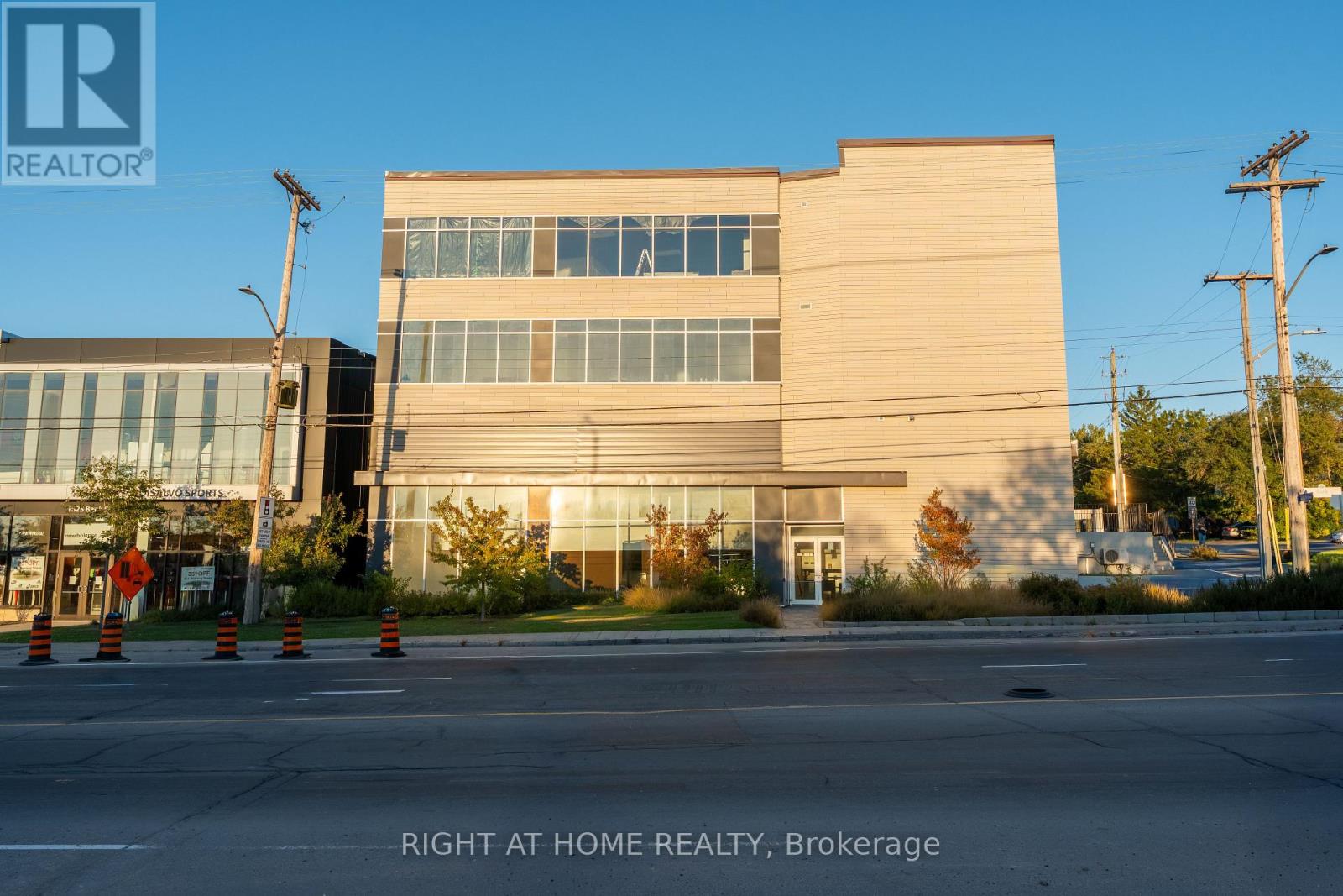 101 - 1637 BANK STREET, Ottawa, Ontario