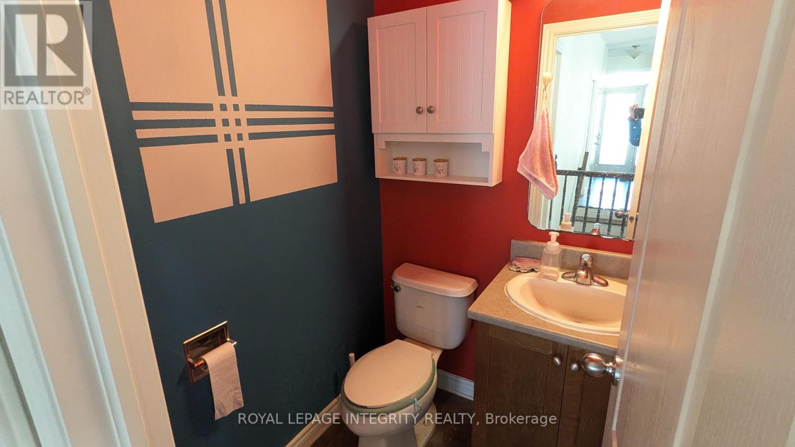 764 Fletcher Circle, Ottawa, Ontario  K2T 0A8 - Photo 10 - X12438922