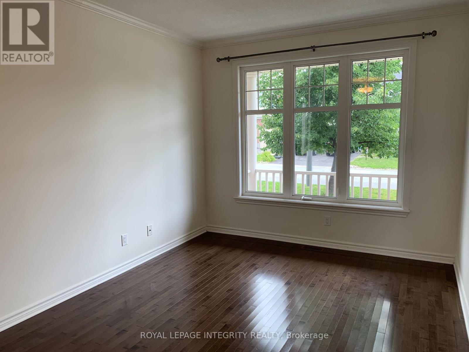 764 Fletcher Circle, Ottawa, Ontario  K2T 0A8 - Photo 12 - X12438922