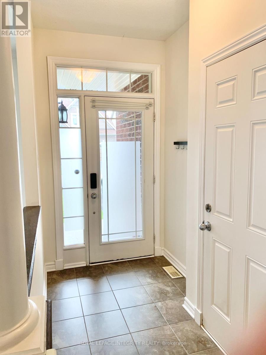 764 Fletcher Circle, Ottawa, Ontario  K2T 0A8 - Photo 2 - X12438922
