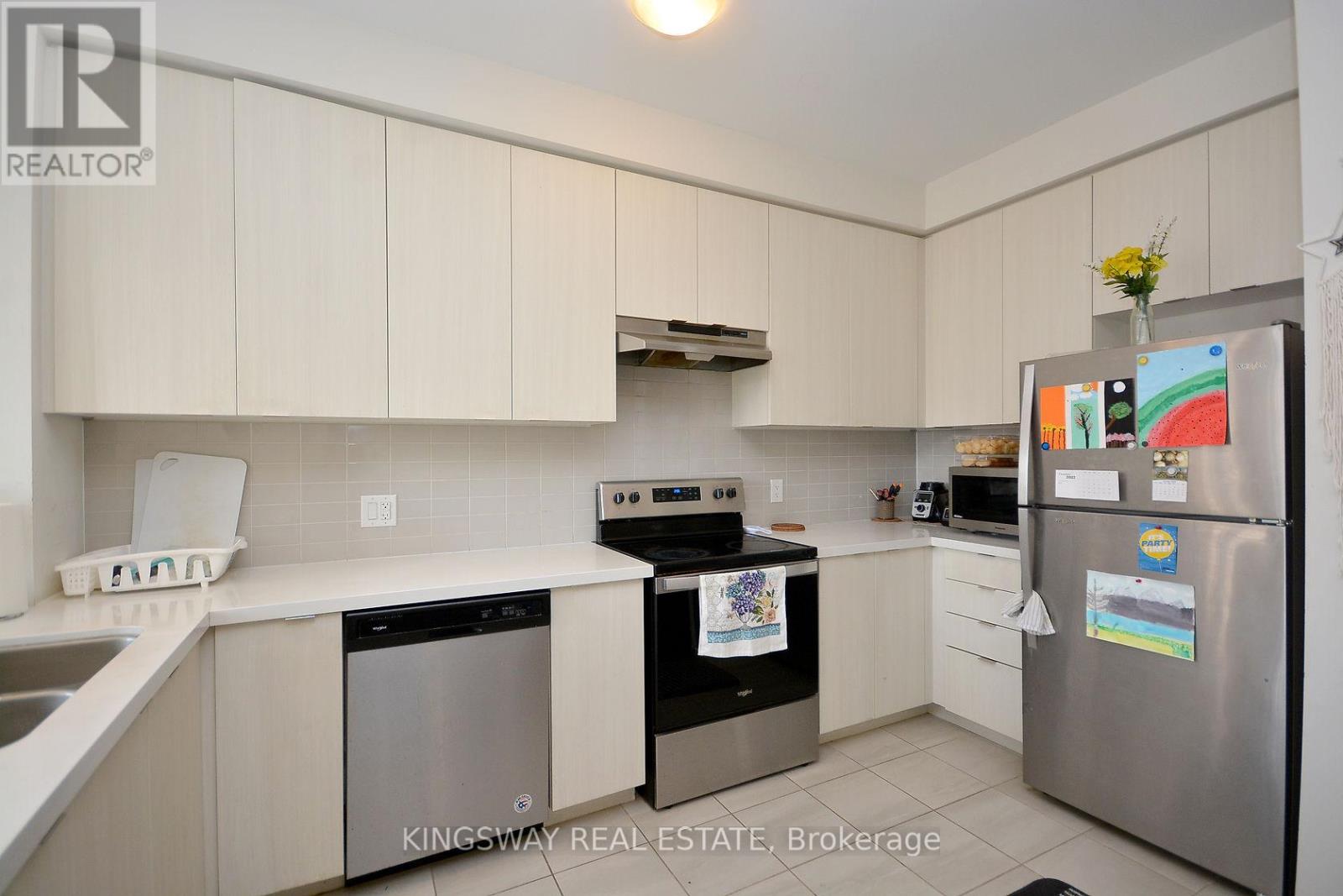 70 - 50 Edinburgh Drive, Brampton, Ontario  L6Y 1N9 - Photo 15 - W12289750