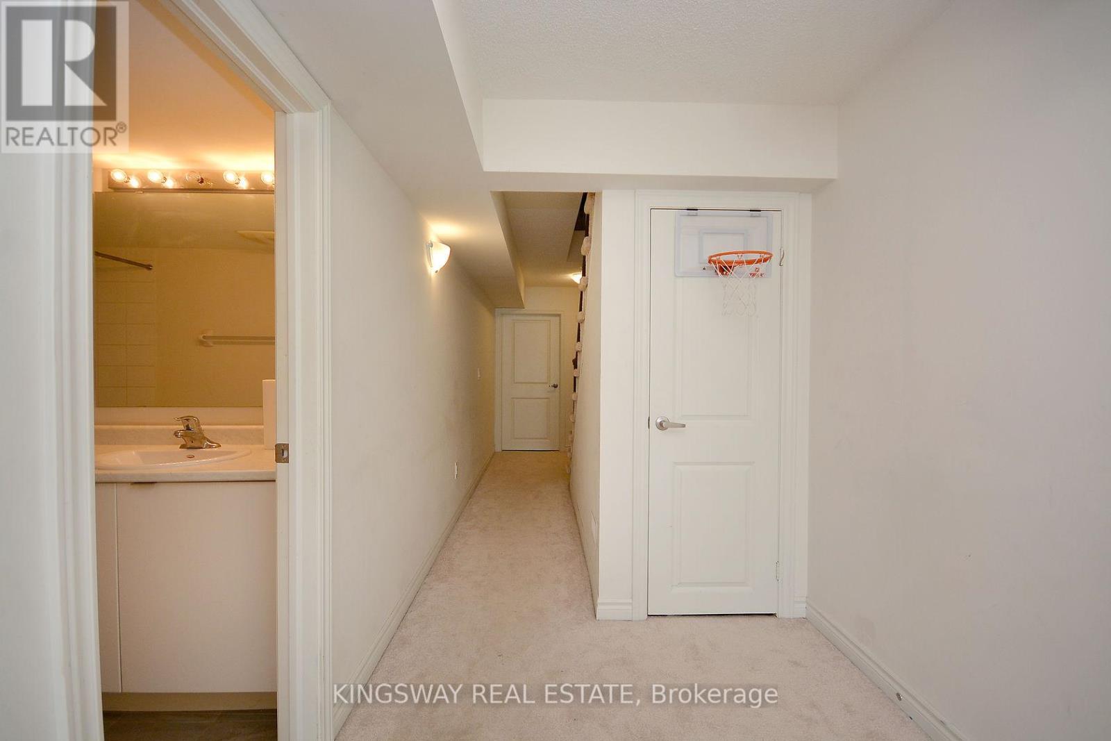70 - 50 Edinburgh Drive, Brampton, Ontario  L6Y 1N9 - Photo 35 - W12289750