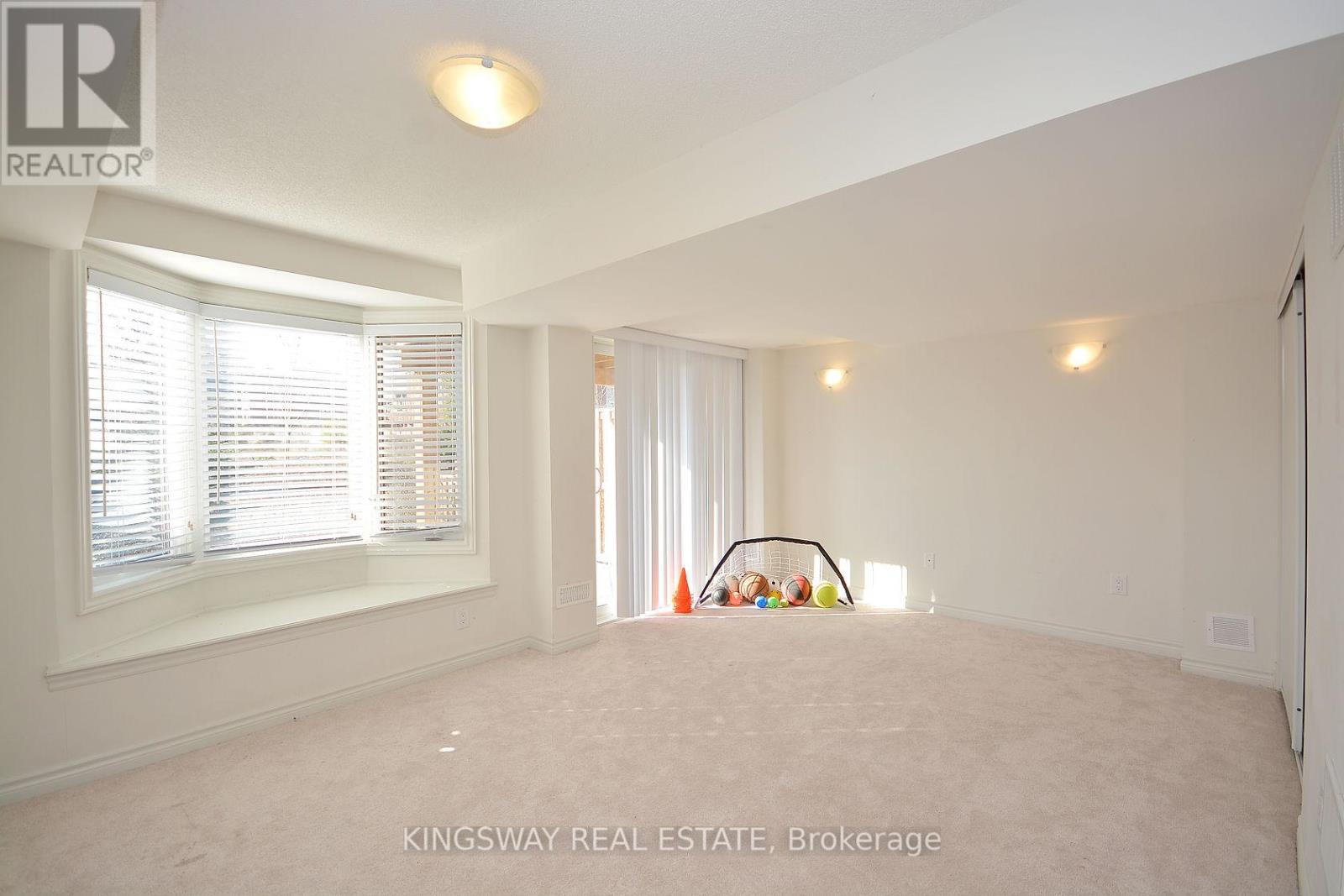 70 - 50 Edinburgh Drive, Brampton, Ontario  L6Y 1N9 - Photo 37 - W12289750