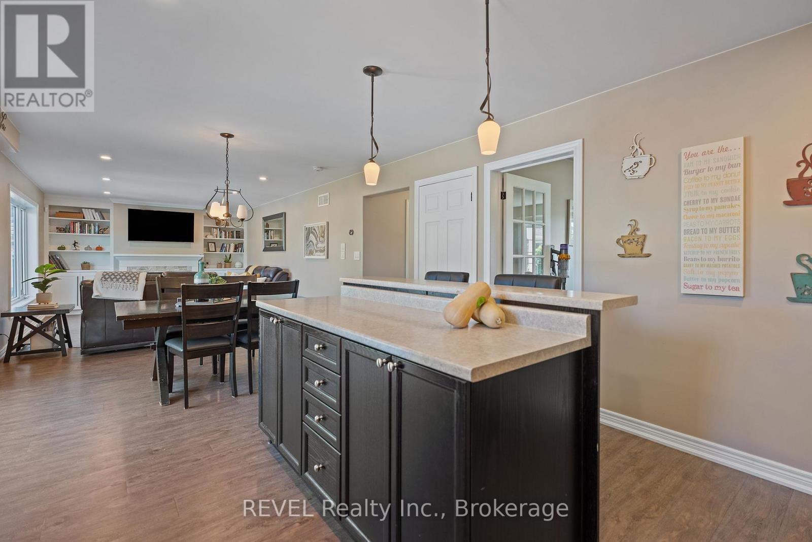 4491 Dawn Crescent, Niagara Falls (Ascot), Ontario  L2H 3H9 - Photo 14 - X12438943