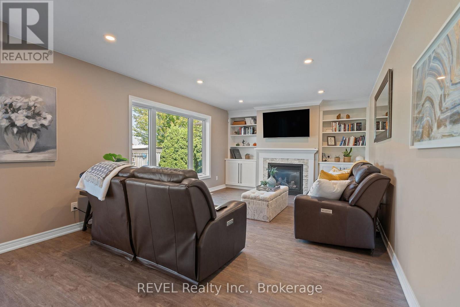 4491 Dawn Crescent, Niagara Falls (Ascot), Ontario  L2H 3H9 - Photo 16 - X12438943