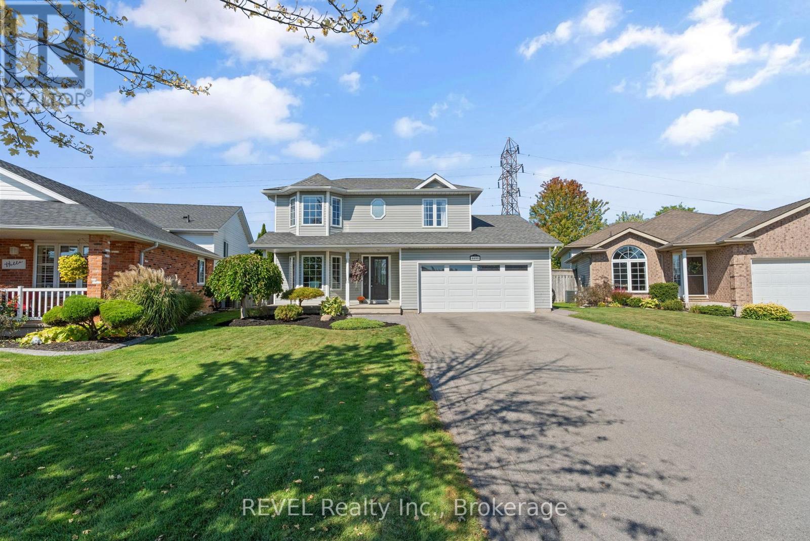 4491 Dawn Crescent, Niagara Falls (Ascot), Ontario  L2H 3H9 - Photo 2 - X12438943