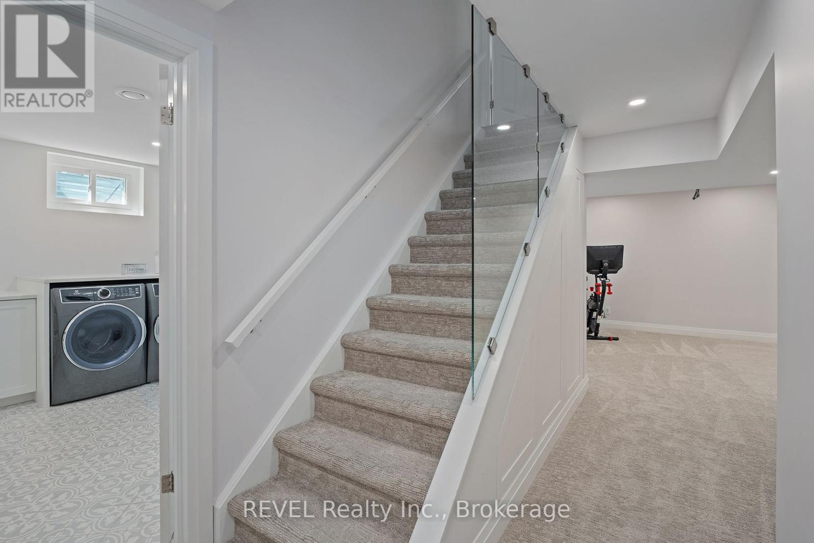 4491 Dawn Crescent, Niagara Falls (Ascot), Ontario  L2H 3H9 - Photo 29 - X12438943