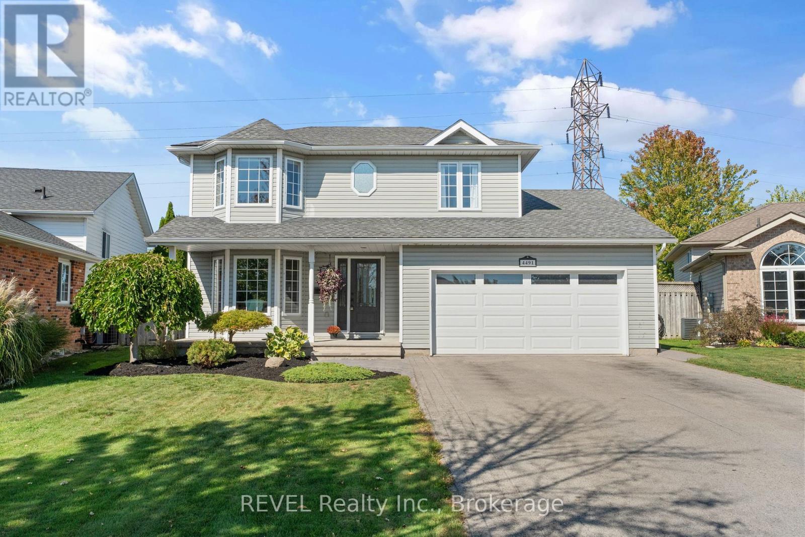 4491 Dawn Crescent, Niagara Falls (Ascot), Ontario  L2H 3H9 - Photo 3 - X12438943