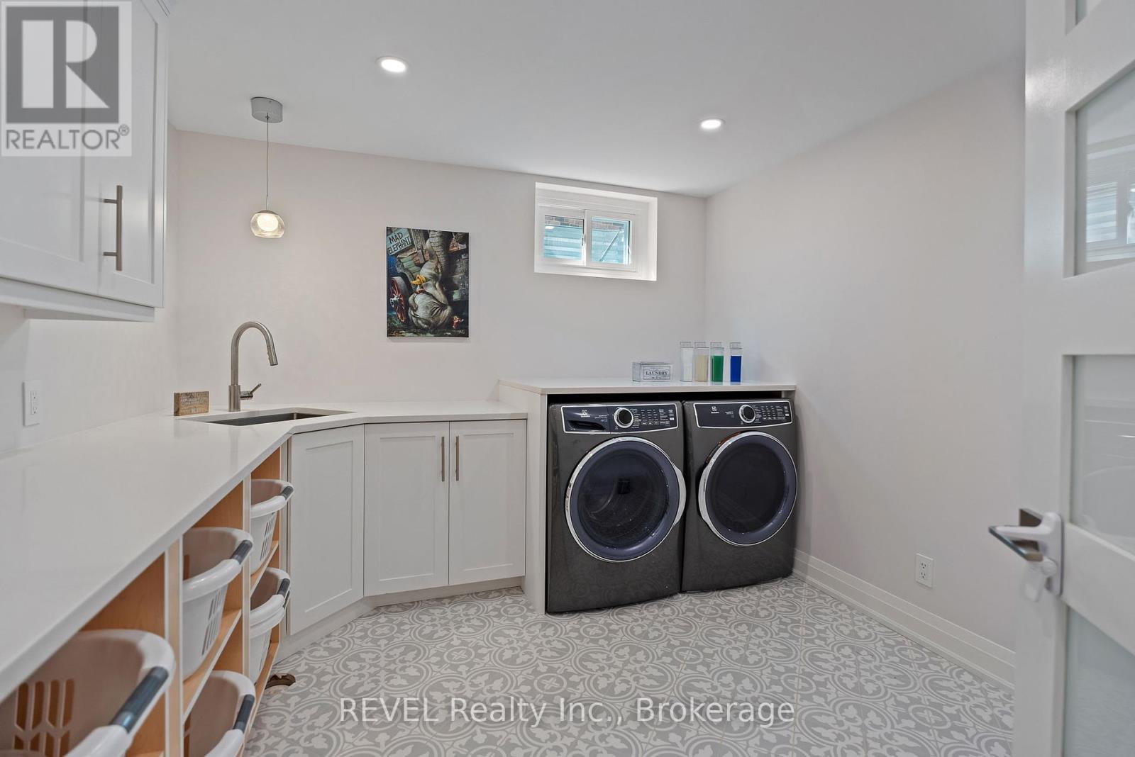 4491 Dawn Crescent, Niagara Falls (Ascot), Ontario  L2H 3H9 - Photo 32 - X12438943