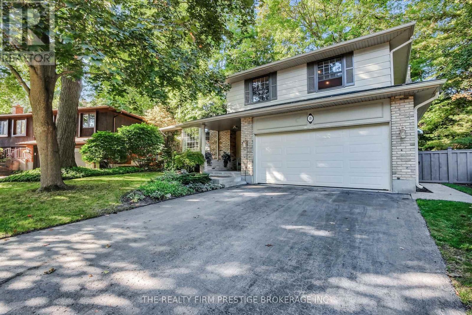 15 Rockford Crescent, London South, Ontario  N6K 3B5 - Photo 2 - X12438824