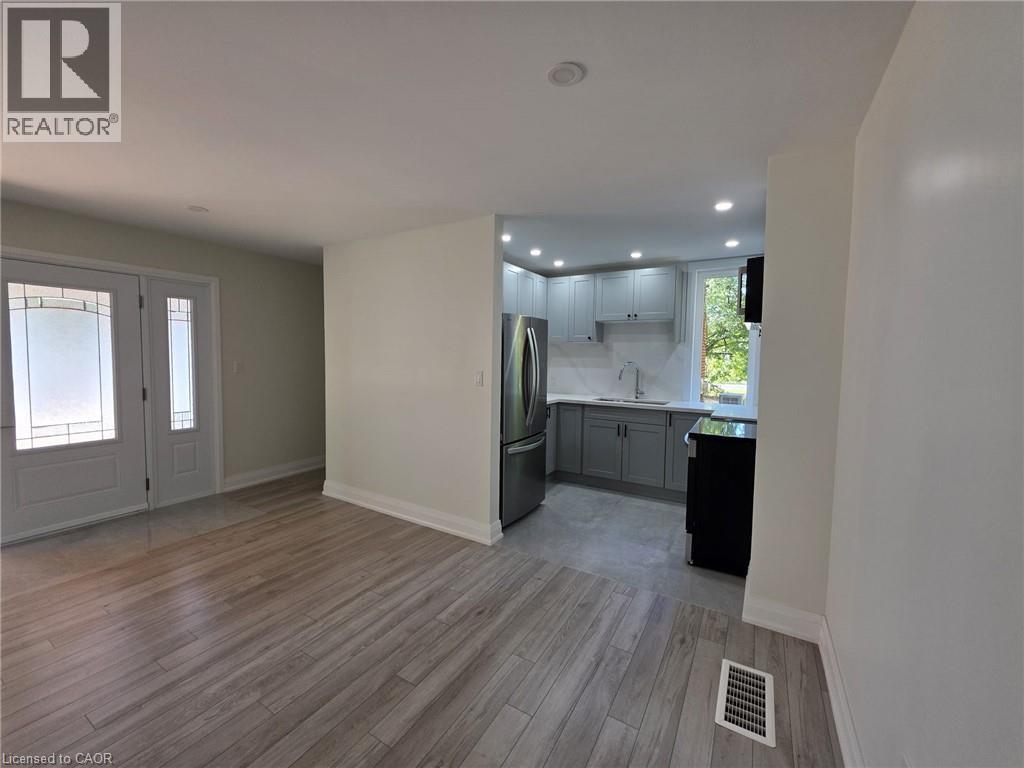 198 Victoria Street Unit# B, Waterdown, Ontario  L0R 2H0 - Photo 4 - 40775417