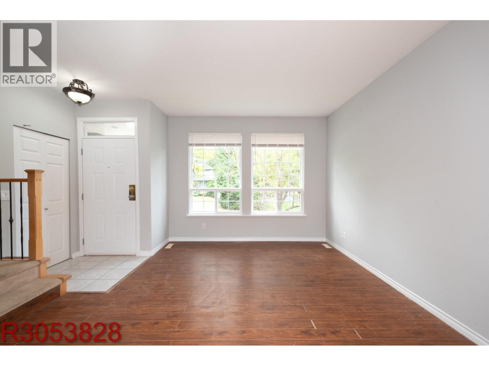 24105 102 Avenue, Maple Ridge, British Columbia  V2W 2A2 - Photo 4 - R3053828
