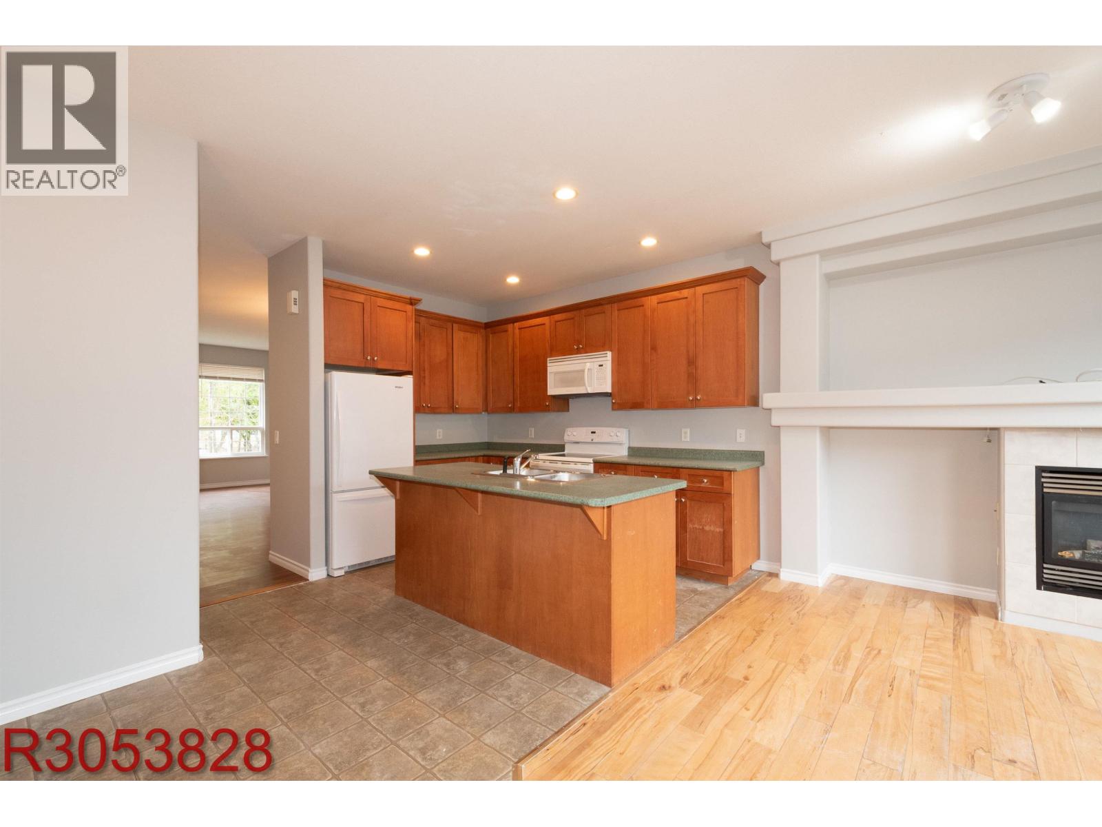24105 102 Avenue, Maple Ridge, British Columbia  V2W 2A2 - Photo 9 - R3053828