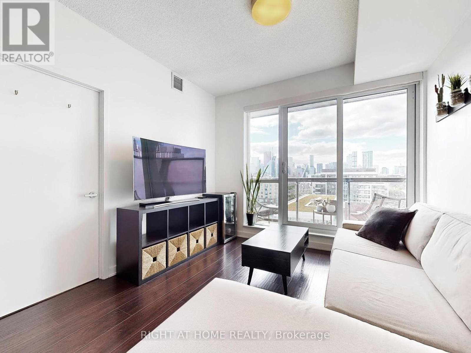 1407 - 55 Regent Park Boulevard, Toronto, Ontario  M5A 0C2 - Photo 3 - C12438907