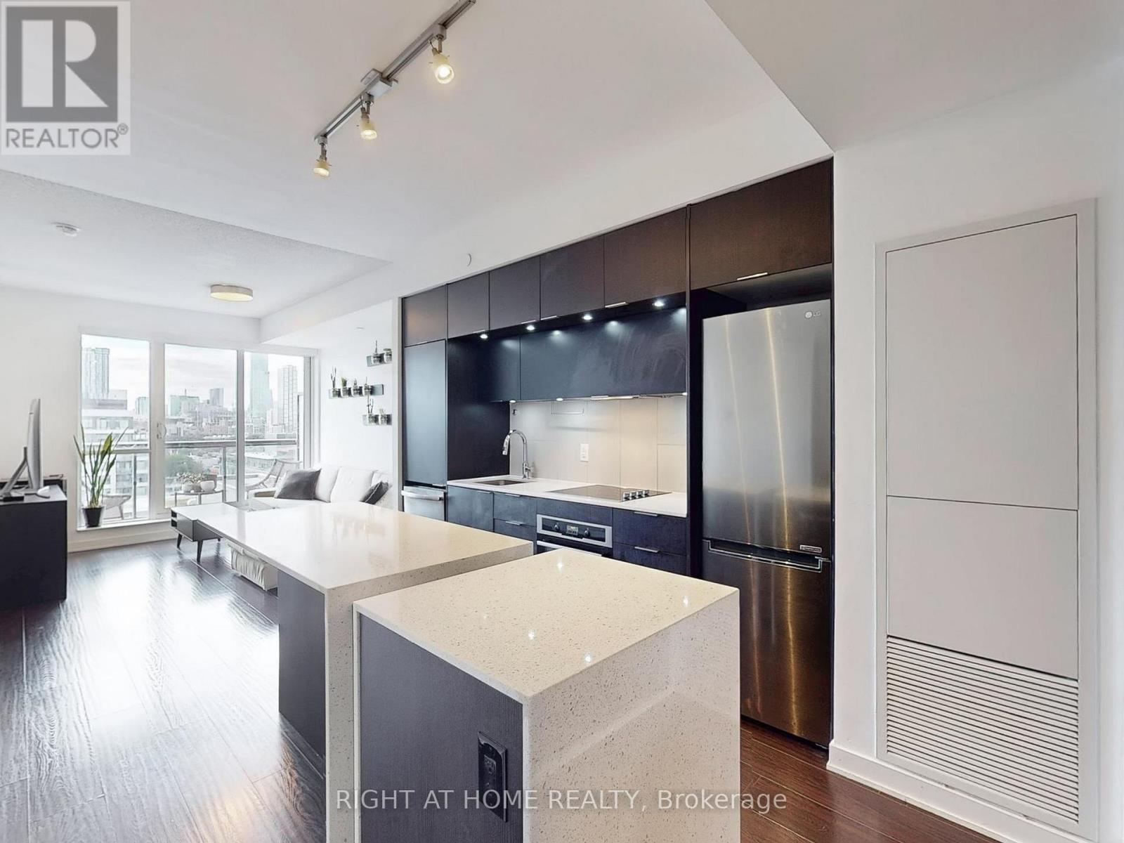 1407 - 55 Regent Park Boulevard, Toronto, Ontario  M5A 0C2 - Photo 6 - C12438907