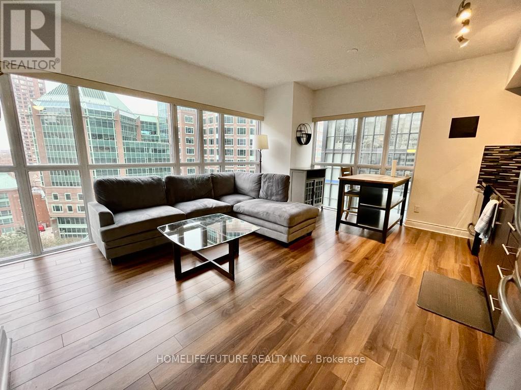 1002 - 28 Ted Rogers Way, Toronto, Ontario  M4Y 2J4 - Photo 10 - C12438938