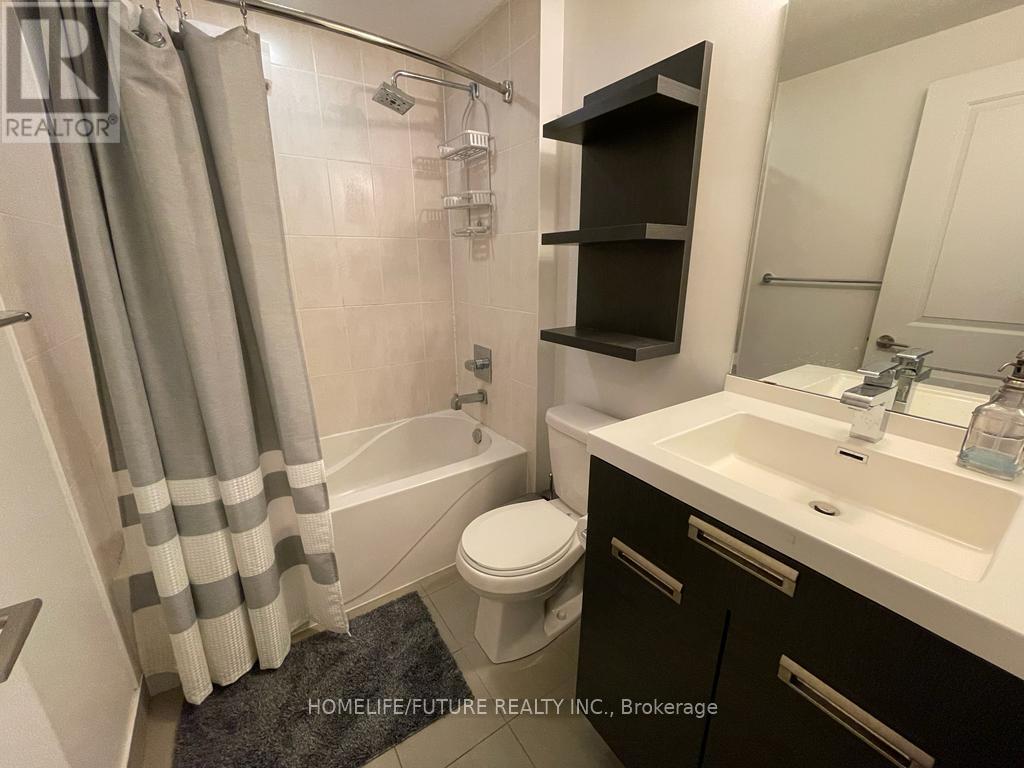 1002 - 28 Ted Rogers Way, Toronto, Ontario  M4Y 2J4 - Photo 5 - C12438938