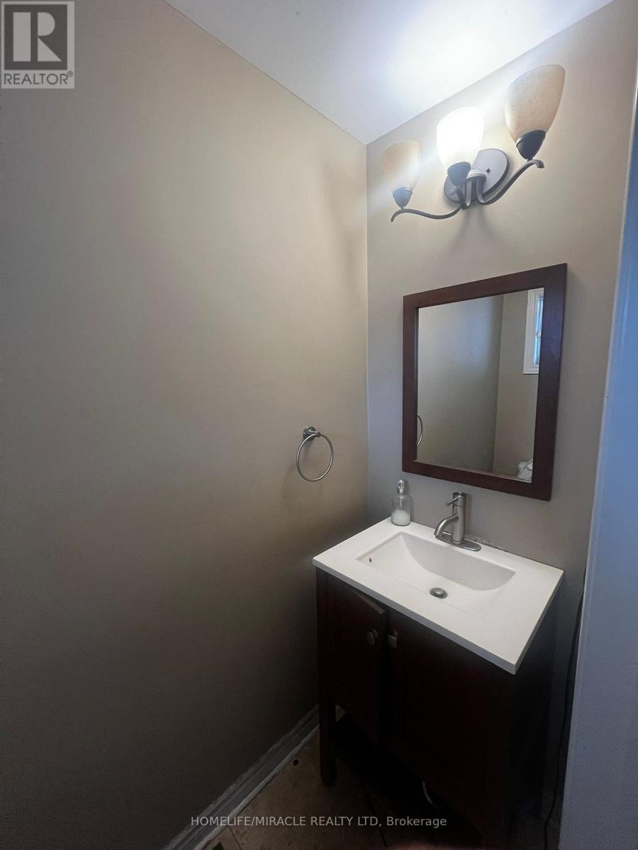 107 Jacob Fisher Drive, Toronto, Ontario  M1B 4L9 - Photo 14 - E12438926