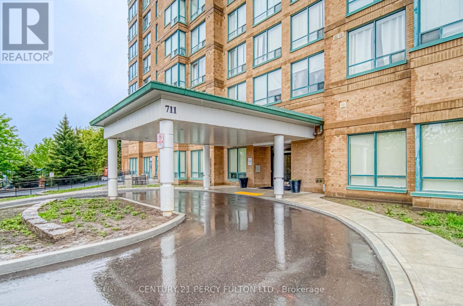 710 - 711 Rossland Road Nw, Whitby (Pringle Creek), Ontario  L1N 8Z1 - Photo 3 - E12438927