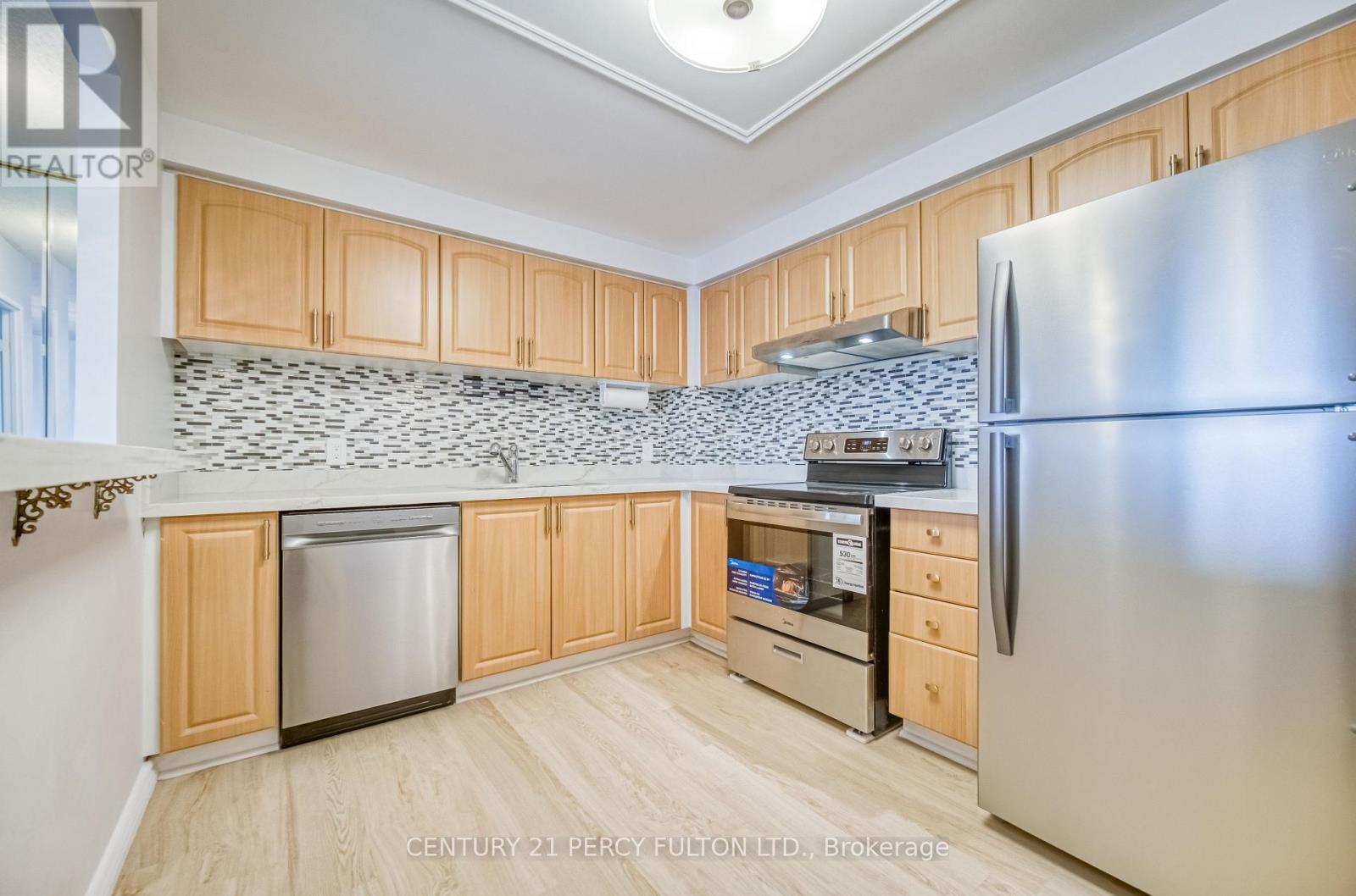 710 - 711 Rossland Road Nw, Whitby (Pringle Creek), Ontario  L1N 8Z1 - Photo 7 - E12438927