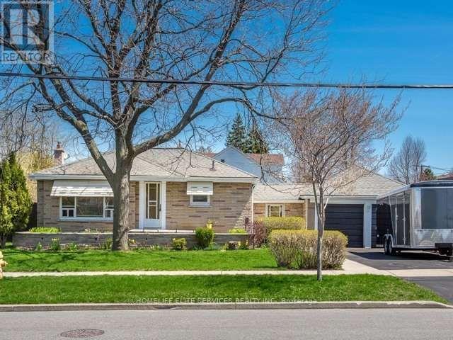 93 WAYNE AVENUE, Toronto, Ontario