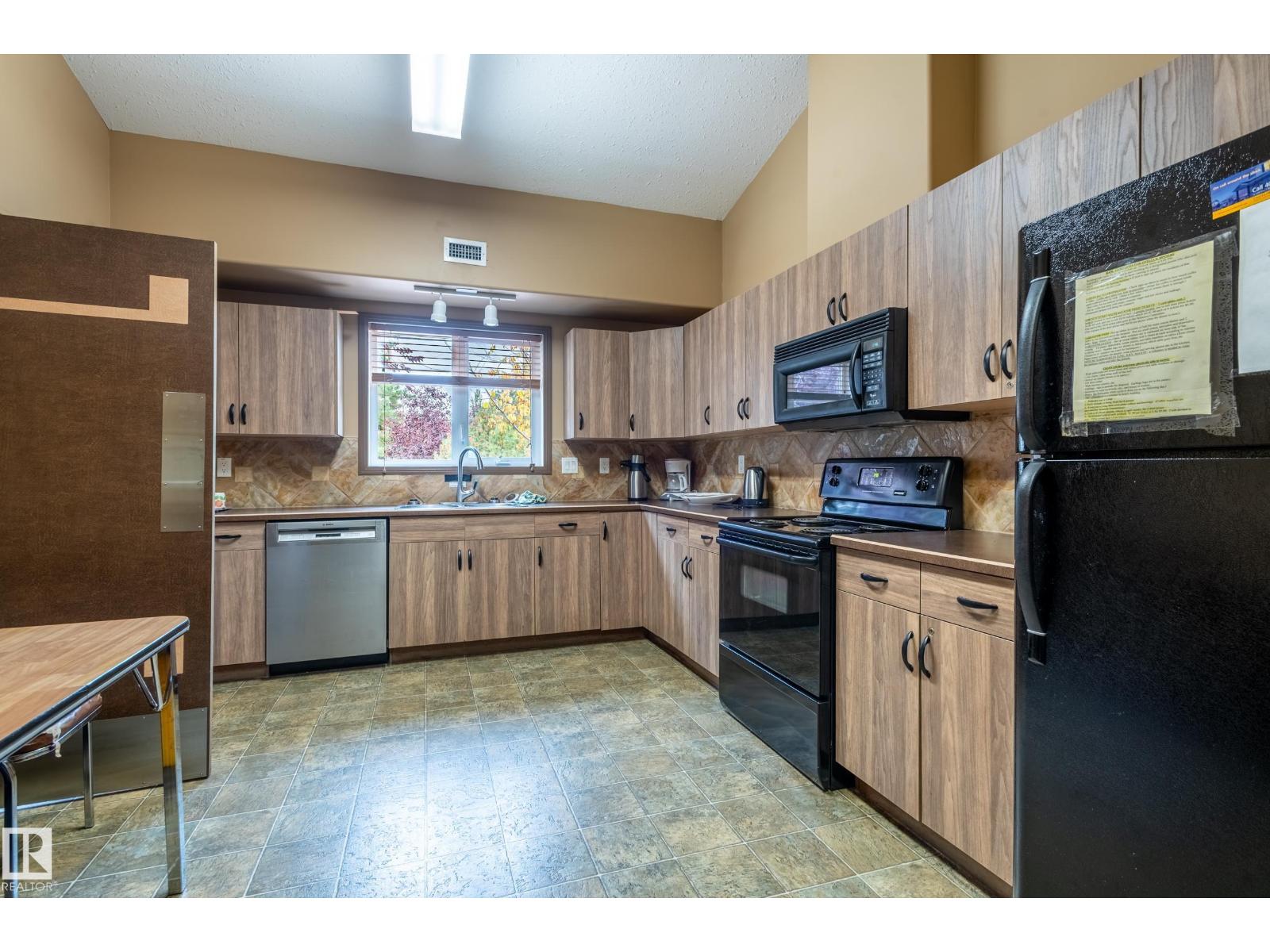 #112 8956 156 St Nw, Edmonton, Alberta  T5R 5Z6 - Photo 29 - E4460234