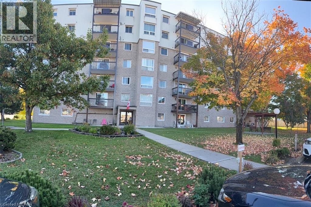 935 STOCKDALE Road Unit# 305, North Bay, Ontario