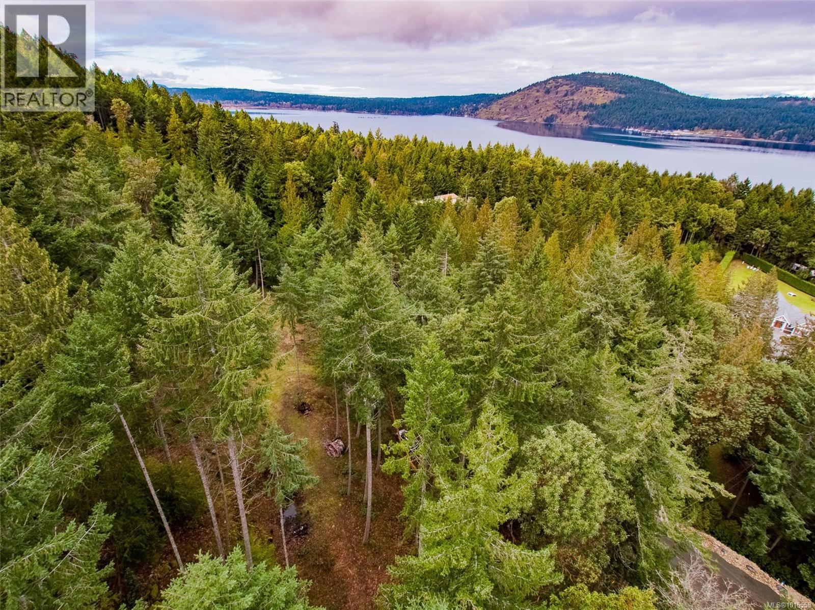 8439 Lisa Lane, Lantzville, British Columbia  V0R 2H0 - Photo 3 - 1015558