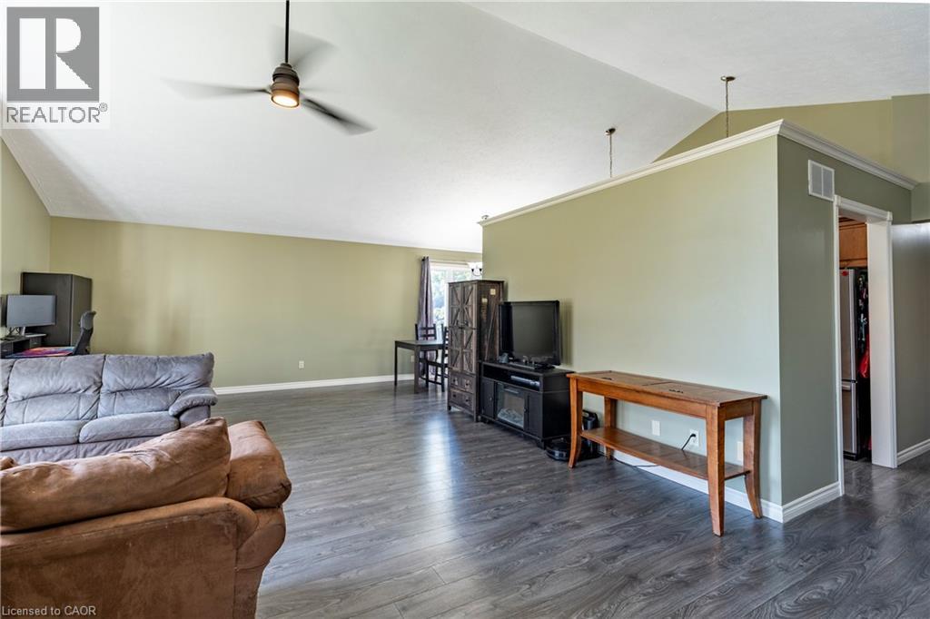 1093 Walker Street, Howick, Ontario  N0G 2X0 - Photo 5 - 40775609