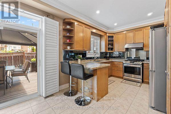 32 Albert Roffey Crescent, Markham, Ontario  L6B 0H1 - Photo 21 - N12438901