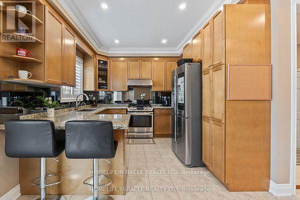 32 Albert Roffey Crescent, Markham, Ontario  L6B 0H1 - Photo 22 - N12438901