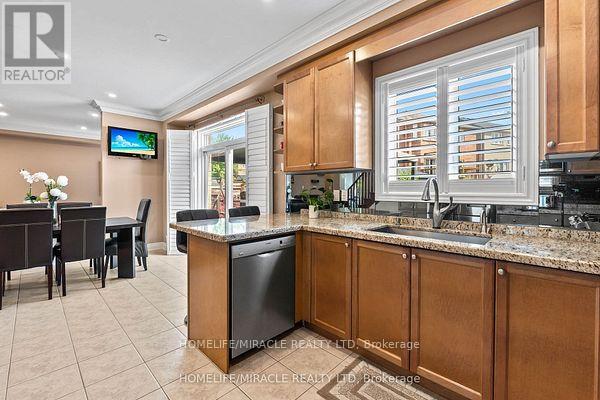 32 Albert Roffey Crescent, Markham, Ontario  L6B 0H1 - Photo 23 - N12438901