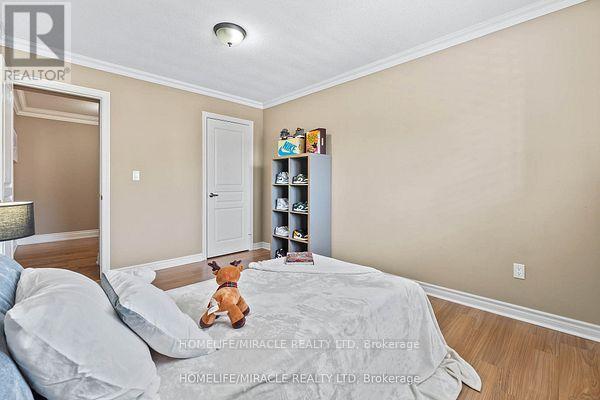 32 Albert Roffey Crescent, Markham, Ontario  L6B 0H1 - Photo 29 - N12438901
