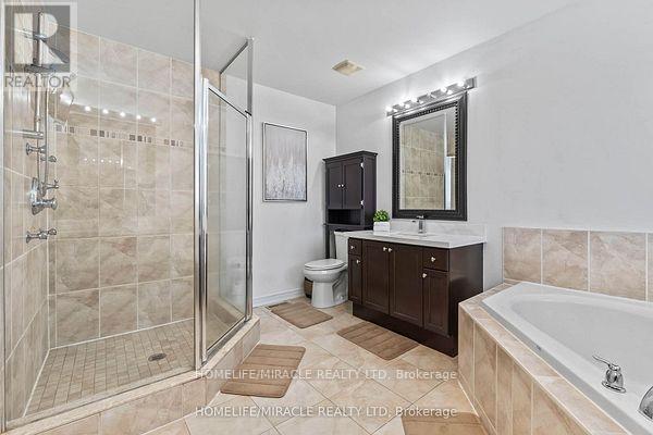 32 Albert Roffey Crescent, Markham, Ontario  L6B 0H1 - Photo 38 - N12438901