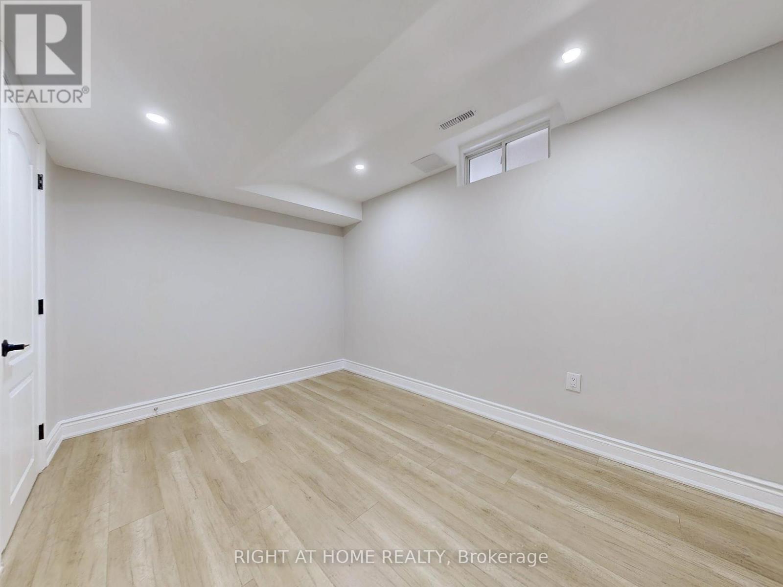 19 Indigo Street, Richmond Hill, Ontario  L4S 1W2 - Photo 28 - N12438913