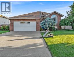 73 WAKEFIELD AVENUE, Leamington, Ontario