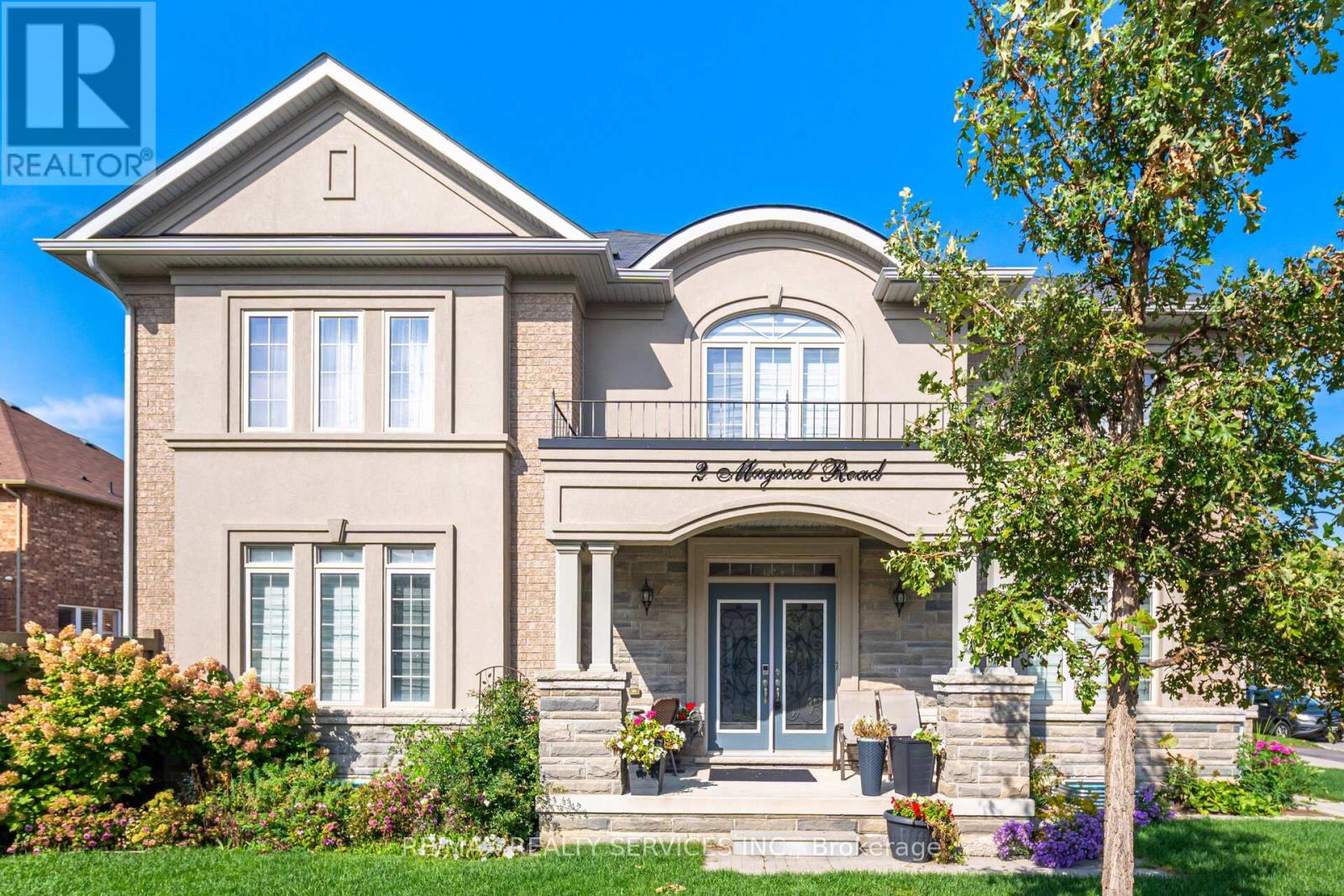 2 MAGICAL ROAD, Brampton, Ontario